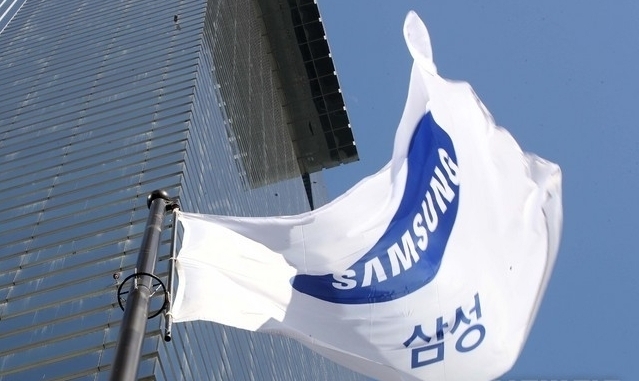 삼성전자가 지난 2분기 매출 기준으로 인텔을 추월해 세계 반도체 시장 1위 자리에 올랐다. 2018년 3분기 이후 11분기만이다.