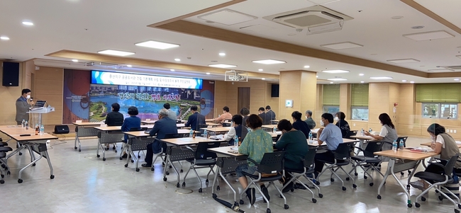 '중산지구 공공도서관 건립' 기본계획 수립 및 타당성 조사 용역 주민설명회 사진