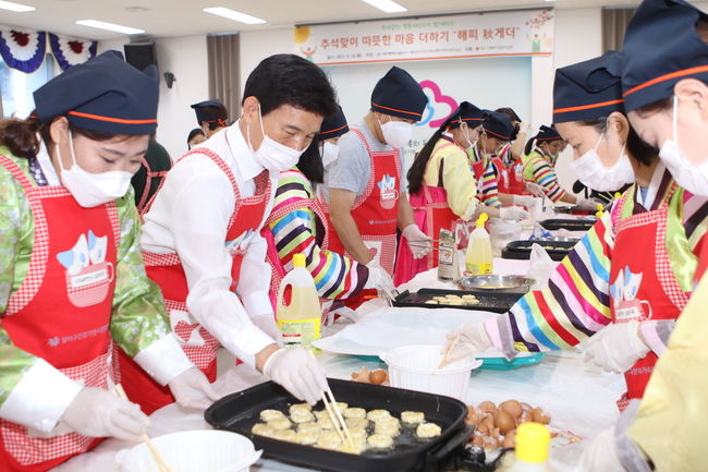 달서구 다문화가정 명절음식만들기 사진
