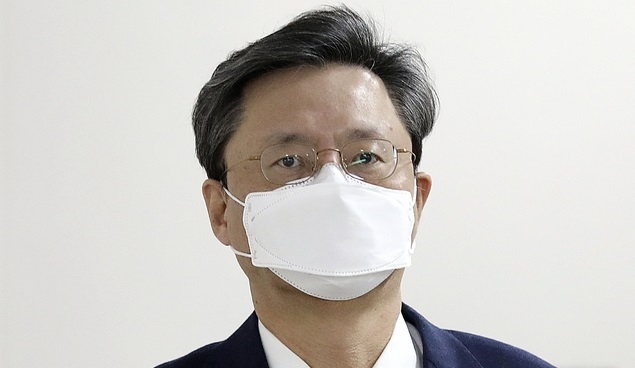 우병우 전 청와대 민정수석이 지난 2월4일 오후 서울 서초구 서울고등법원에서 열린 '국정농단 방치·불법사찰 지시' 항소심 선고 공판에 출석하고 있다.(사진=뉴시스 제공)