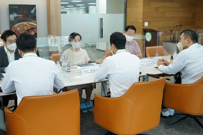김윤희 제주에프엔씨 대표.