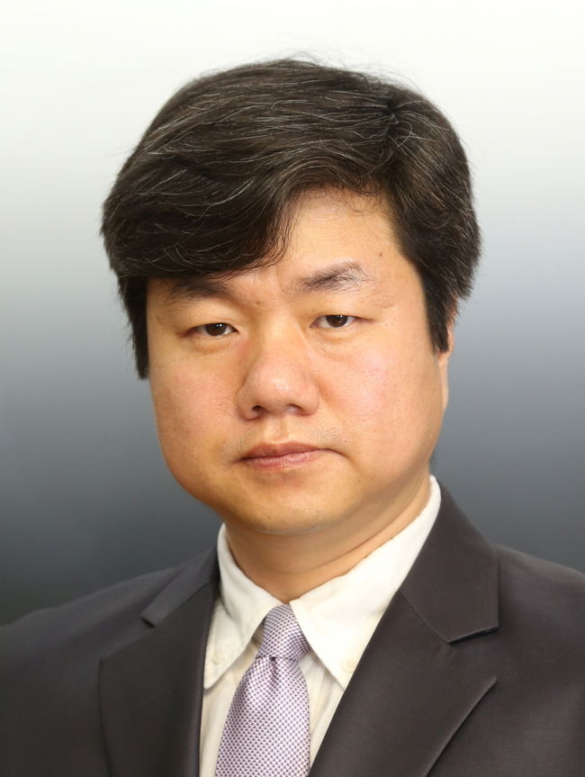 ’지역사회‧경제개발 부문‘ 유수종(남, 52)씨