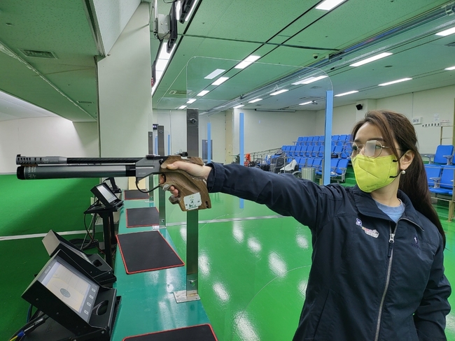 대구광역시 남구청 사격팀 봉다예 선수가 2022년 10m 공기권총 국가대표로 발탁됐다.