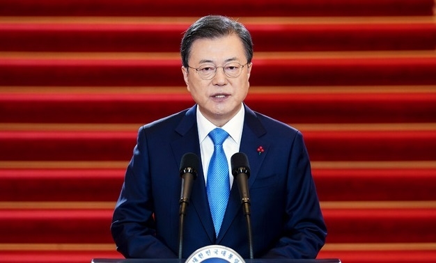  문재인 대통령이 11일 오전 청와대 본관에서 2021년 국정운영 구상과 방향을 국민들께 제시하는 신년사를 발표하고 있다. (사진=뉴시스 제공)