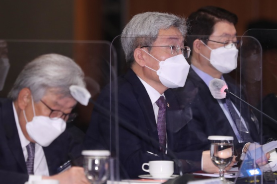 고승범 금융위원장이 지난해 11월 3일 서울 중구 롯데호텔에서 보험업계 간담회를 하고 있다. (사진=금융위원회 제공)