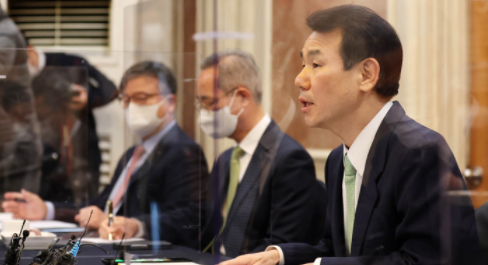 정은보 금융감독원장이 지난해 11월 23일 오전 서울 영등포구 켄싱턴호텔에서 열린 증권회사 최고경영자(CEO)와의 간담회에서 모두발언을 하고 있다.(사진=뉴시스 제공)