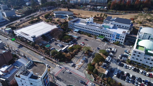 거제시청 전경 사진