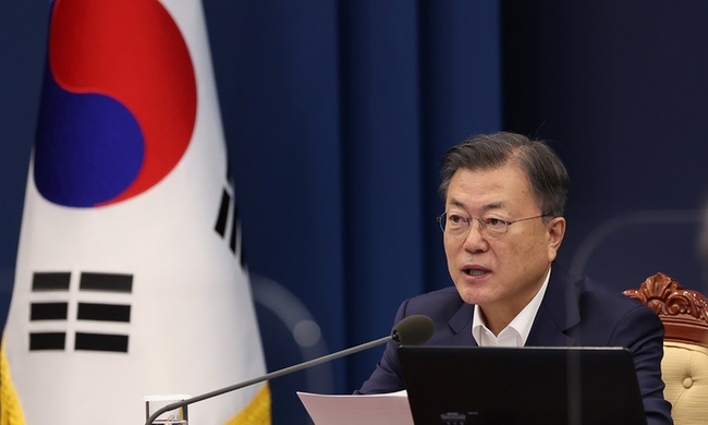  문재인 대통령이 지난 14일 오후 청와대 여민관에서 열린 수석·보좌관회의에서 발언하고 있다. (사진=뉴시스 제공)