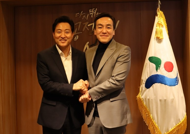 김민수 국민의힘 성남시장 예비후보가 지난 2일 서울시청에서 오세훈 서울시장과 만나 다양한 현안을 놓고 얘기를 나눴다