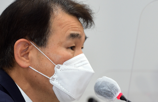 정은보 금융감독원장이 7일 서울 여의도 국회에서 열린 정무위원회의 금융감독원에 대한 국정감사에서 질의에 답변하고 있다.(사진=뉴시스 제공)