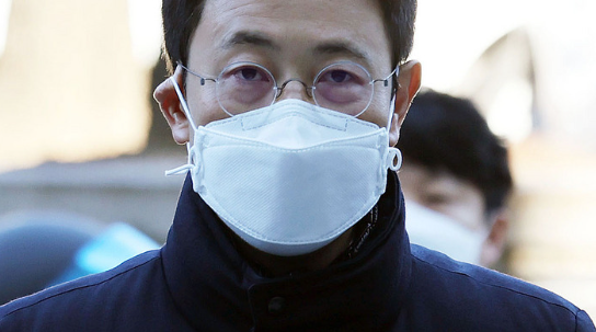 손준성 전 대검찰청 수사정보정책관이 지난해 12월2일 오전 서울 서초구 서울중앙지법에서 열린 구속 전 피의자심문(영장실질심사)에 출석하고 있다.(사진=뉴시스 제공)