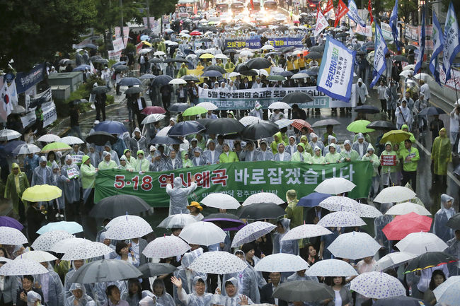 사진=뉴시스 제공(2019년 제39주년 5.18민주화운동 전야제 모습)