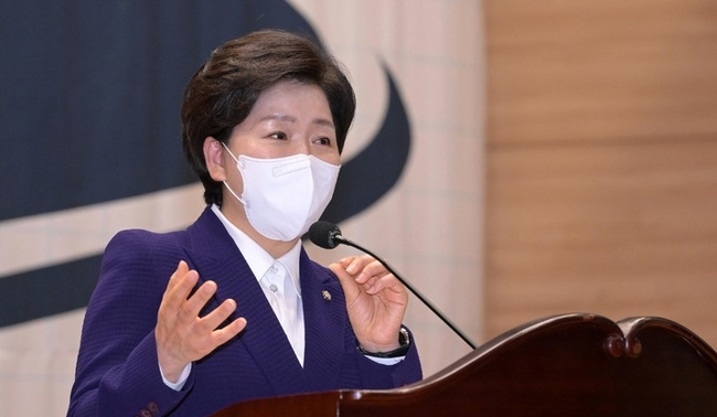 지난 4월 1일 오전 서울 여의도 국회 의원회관 대회의실에서 열린 K-디아스포라범세계 추진연대 포럼에서 양향자 의원이 개회사를 하고 있다.(사진=뉴시스 제공)