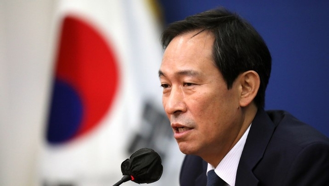 우상호 더불어민주당 비상대책위원장이 17일 서울 여의도 국회에서 기자간담회를 하고 있다. (공동취재사진)