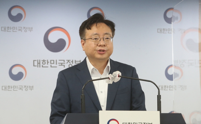 조규홍 보건복지부 제1차관이 29일 서울 종로구 정부서울청사에서 2023년 기준중위소득 및 급여별 선정기준.최저보장수준 결정 브리핑을 하고 있다. (사진=뉴시스 제공)