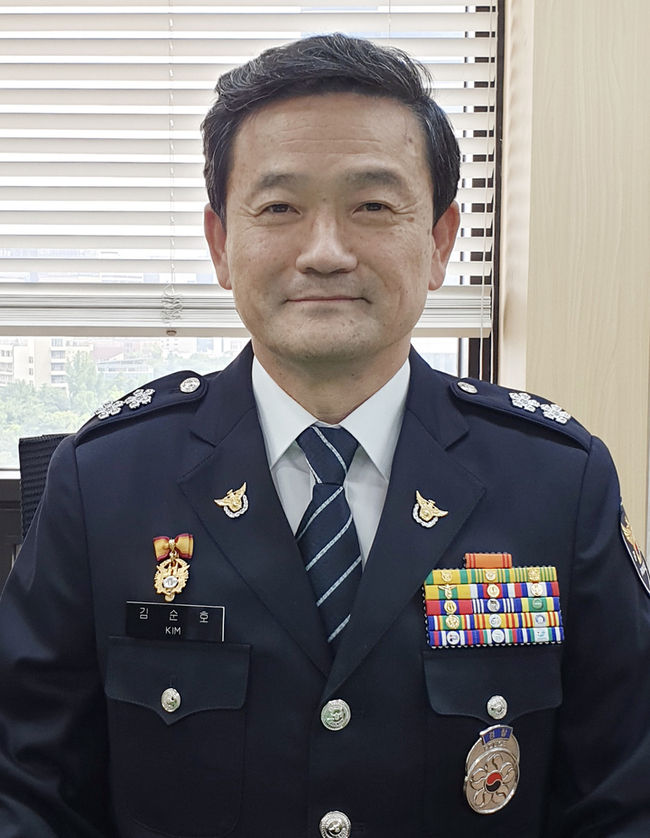 행정안전부는 29일 김순호 경찰청 국가수사본부 안보수사국장(치안감)이 초대 경찰국장을 맡게 됐다고 밝혔다. (사진=경찰청 제공)