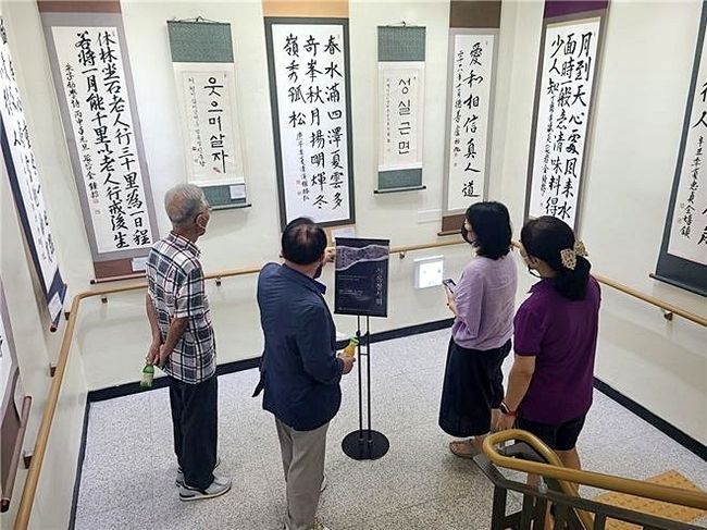 북부스포츠센터 내 조성된 벽면 갤러리(사진=천안시 제공)