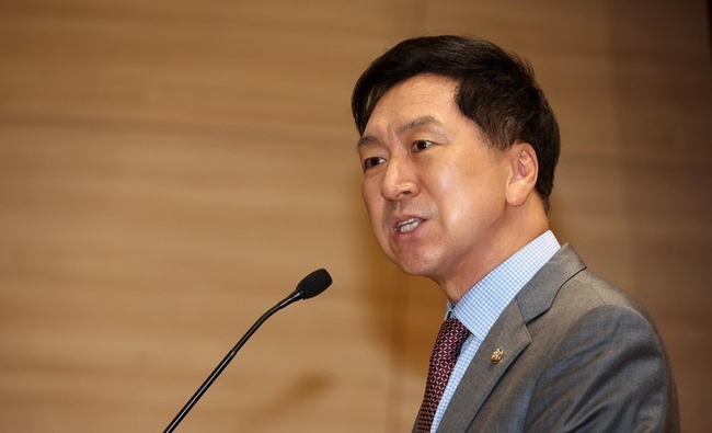 김기현 국민의힘 의원이 지난 21일 서울 여의도 국회 의원회관에서 열린 '미디어, 미래를 위한 개혁' 大토론회에서 인사말을 하고 있다. (공동취재사진)
