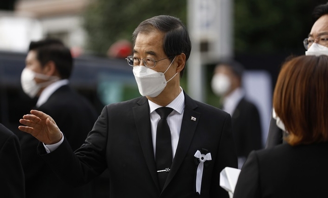 27일 아베 신조 전 일본 총리의 국장에 참석하기 위해 한덕수 국무총리가 도쿄 니혼부도칸에 도착했다. (사진=뉴시스 제공)