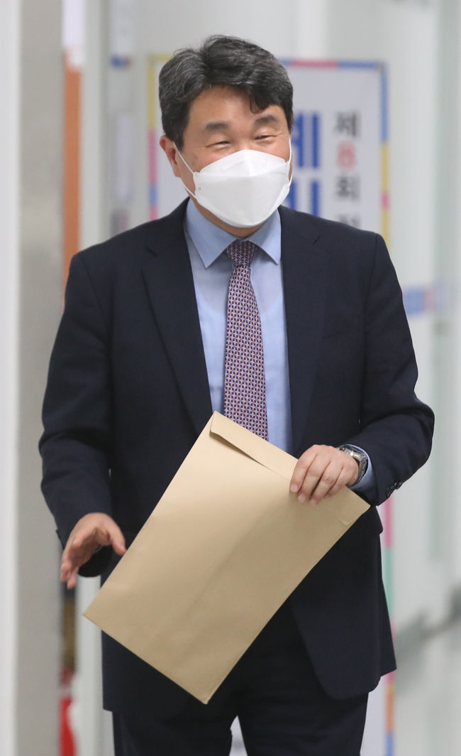 이주호 전 교육과학기술부 장관(사진=뉴시스 제공)