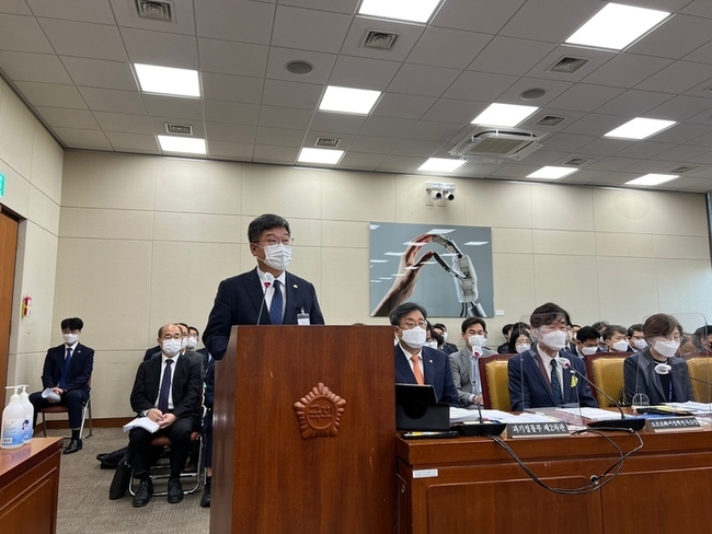 정한근 KCA 원장이 국회 과방위 국정감사에 참석했다.(사진=뉴시스 제공)