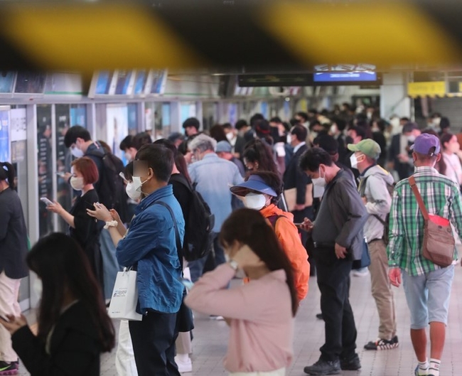 지난 5월11일 서울지하철 강남역 승강장 모습. (사진=뉴시스)