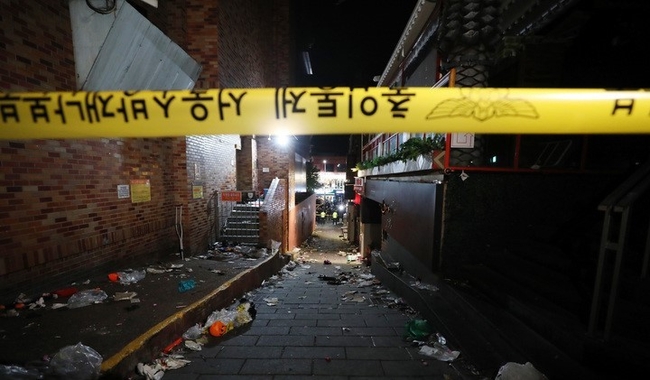 30일 새벽 사고현장. (사진=뉴시스)