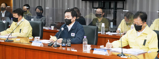 원희룡 국토교통부 장관이 3일 오후 대전 한국철도공사 회의실에서 열린 '철도안전 비상대책회의'에서 모두발언을 하고 있다.(사진=한국철도공사)