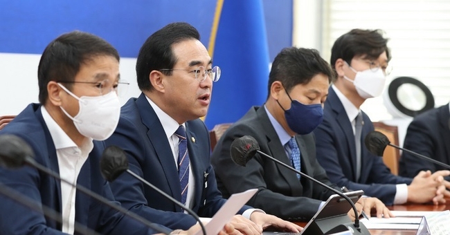 박홍근 더불어민주당 원내대표가 10일 오전 서울 여의도 국회에서 열린 대통령실 관련 의혹 진상규명단 회의에서 발언하고 있다. (사진=뉴시스 제공)