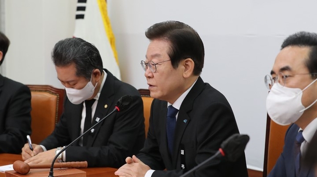 이재명 더불어민주당 대표가 지난 11일 오전 서울 여의도 국회에서 열린 최고위원회의에서 발언하고 있다. (사진=뉴시스)