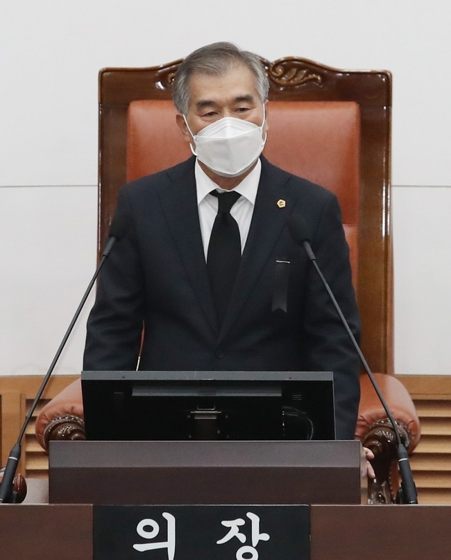  김현기 서울시의회 의장이 지난 1일 오후 서울시의회 본회의장에서 열린 제315회 정례회 제1차 본회의에서 개회사를 하고 있다. (사진=뉴시스 제공)