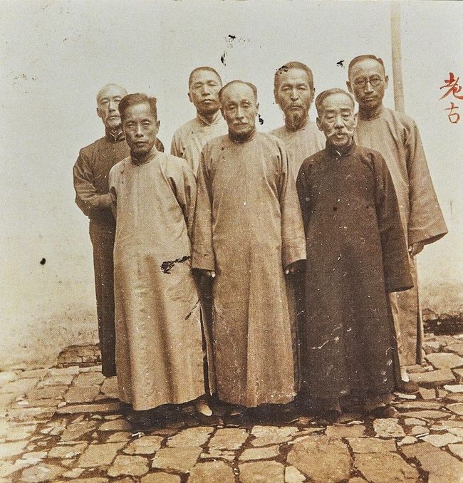 1935년 11월 7일 중국 저장성 자싱에서 제1회 국무회의를 기념한 임시정부 이동녕 주석. (사진=천안시 제공)