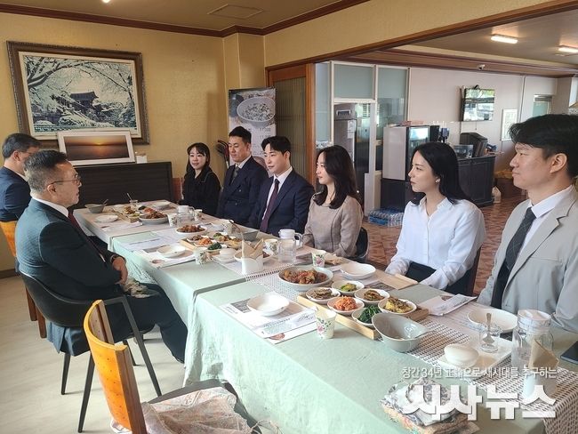 한수원이 CEO와 직원간 소통 프로그램 밥心 토크 프로그램을 도입하고 꾸준히 진행하고 있다