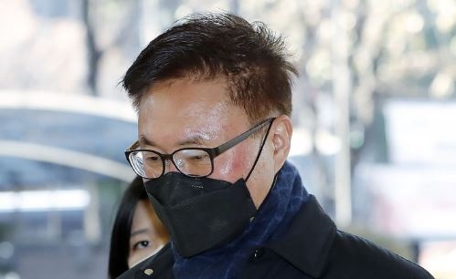 박성민 전 서울경찰청 공공안녕정보외사부장이 지난 5일 서울 마포구 서울서부지방법원에서 열린 이태원 참사 증거인멸교사 혐의 영장실질심사에 출석하고 있다. (사진=뉴시스 제공)