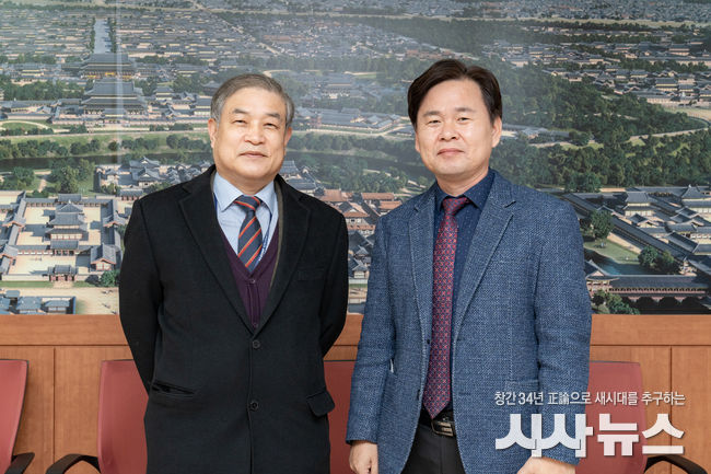 좌김한성본부장우김호진경주부시장