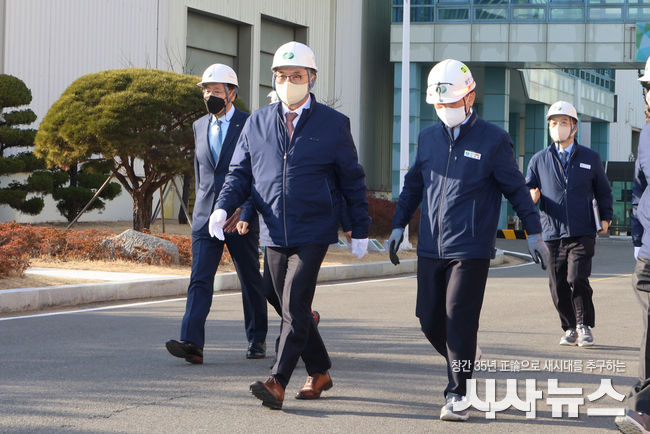  한수원 황주호 사장이 30일 동계 월성본부를 찾아 전력수급 대비 월성본부 현장점검을 시행했다.