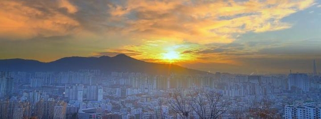 2020년 동대문구 배봉산 해맞이 행사(사진=뉴시스)