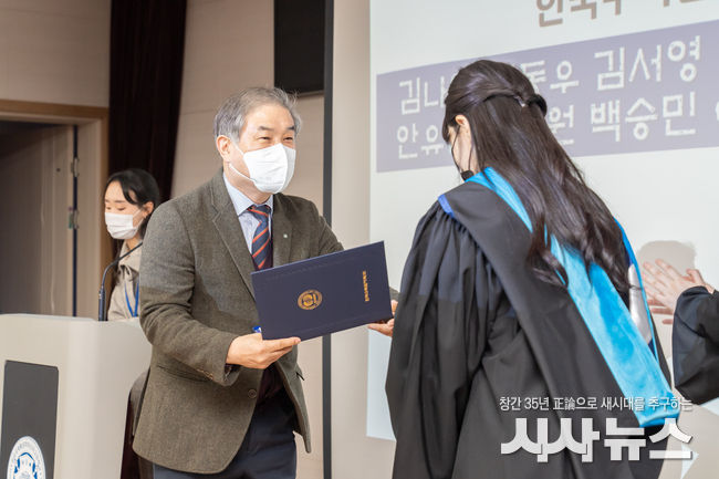 마이스터고졸업식장학금전달.