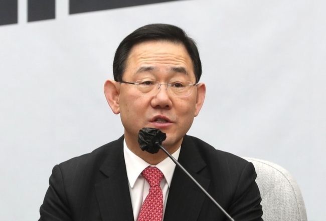 주호영 국민의힘 원내대표가 25일 오전 서울 여의도 국회에서 열린 원내대책회의에서 발언하고 있다. (사진=뉴시스 제공)