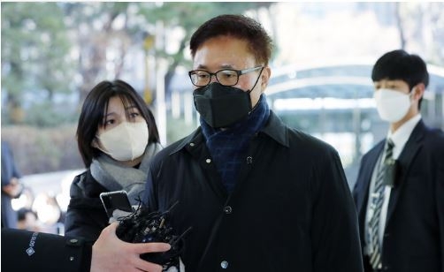 박성민 전 서울경찰청 공공안녕정보외사부장이 지난해 12월5일 서울 마포구 서울서부지방법원에서 열린 이태원 참사 증거인멸교사 혐의 영장실질심사에 출석하고 있다. (사진=뉴시스 제공)
