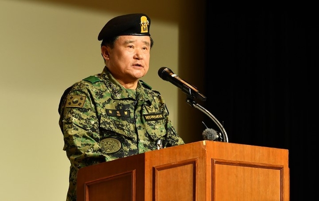 '5·18민주화운동 포용과 화해와 감사 대국민 공동선언식'이 열린 19일 오전 광주 서구 치평동 5·18기념문화센터 최익봉 특전사동지회 총재가 발언하고 있다. (사진=뉴시스)