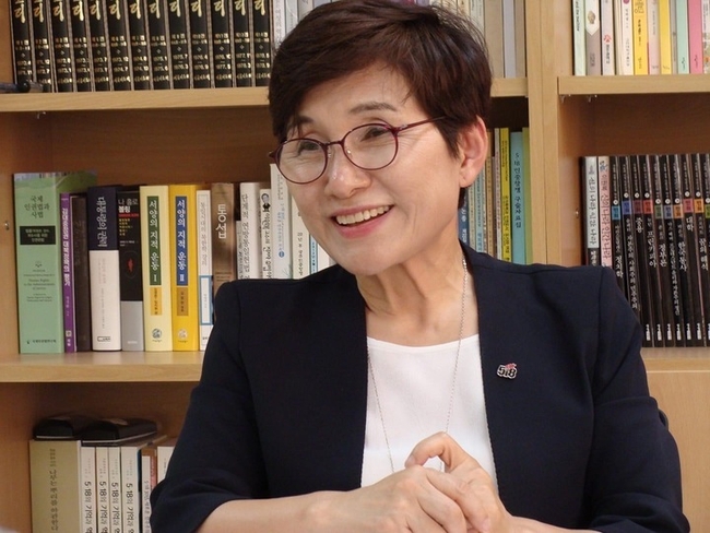 고(故) 이윤정 선생. (사진 = 고 이윤정 선생 시민사회장 장례위원회)