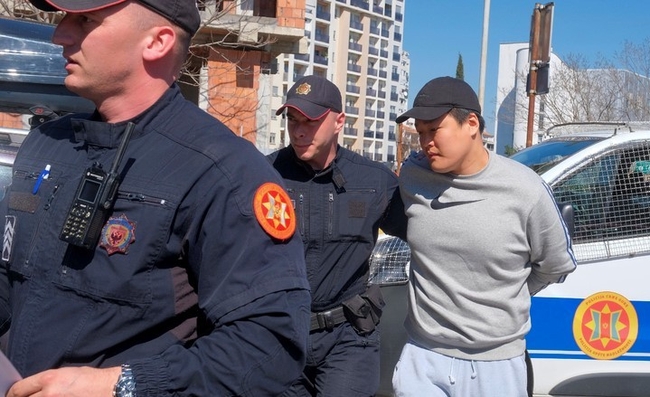 권도형 테라폼랩스 대표가 24일(현지시각) 몬테네그로 수도 포드고리차에서 법정에 출석하고 있다. (사진=뉴시스)