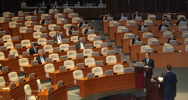 야당, ‘양곡법거부권·돌덩이발언’ 맹공…”윤대통령쌀값정상화포기”