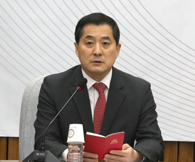 박대출 국민의힘 정책위의장이 18일 오전 서울 여의도 국회에서 열린 원내대책회의에서 발언하고 있다.(사진=뉴시스 제공)