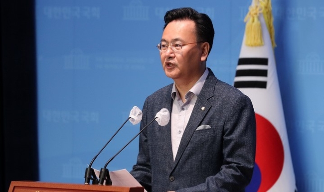 유상범 국민의힘 수석대변인이 7일 오전 서울 여의도 국회 소통관에서 김남국 더불어민주당 의원 관련 논평을 하고 있다. (사진=뉴시스)