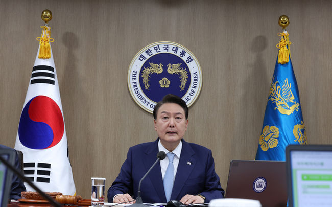 윤석열 대통령이 지난 16일 서울 용산 대통령실 청사에서 열린 국무회의에서 발언하고 있다. (사진=뉴시스 제공)