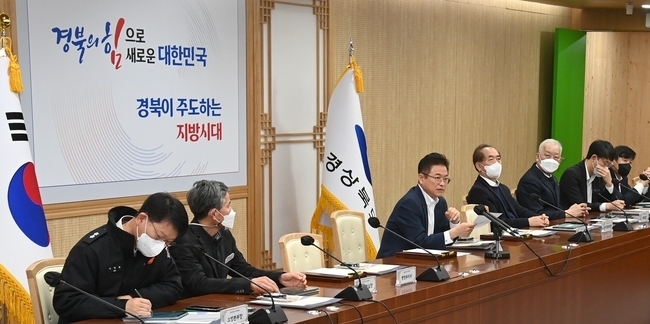 사진은 이철우 도지사 신년 간담회 모습.