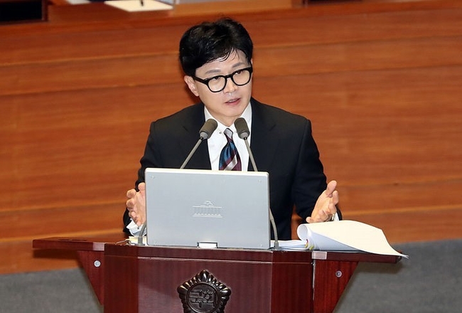 법무부에 따르면 서울가정법원은 지난 14일 상습적 가정폭력 가해자 2명에 대한 감호위탁 처분을 내렸다. 관련 법 시행에 따라 앞으로 법무부는 가정폭력 가해자에 대한 감호위탁 처분을 본격화할 방침이다. (사진=뉴시스)