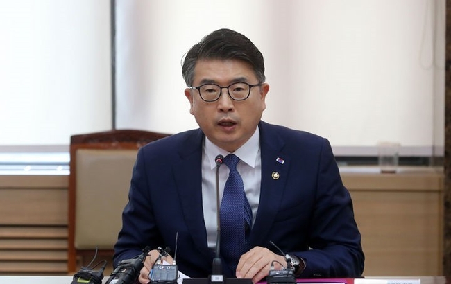 장상윤 교육부 차관이 22일 오후 서울 종로구 정부서울청사에서 열린 사교육 카르텔-부조리 범정부 대응협의회 첫 회의에 참석해 발언하고 있다. (사진=뉴시스)